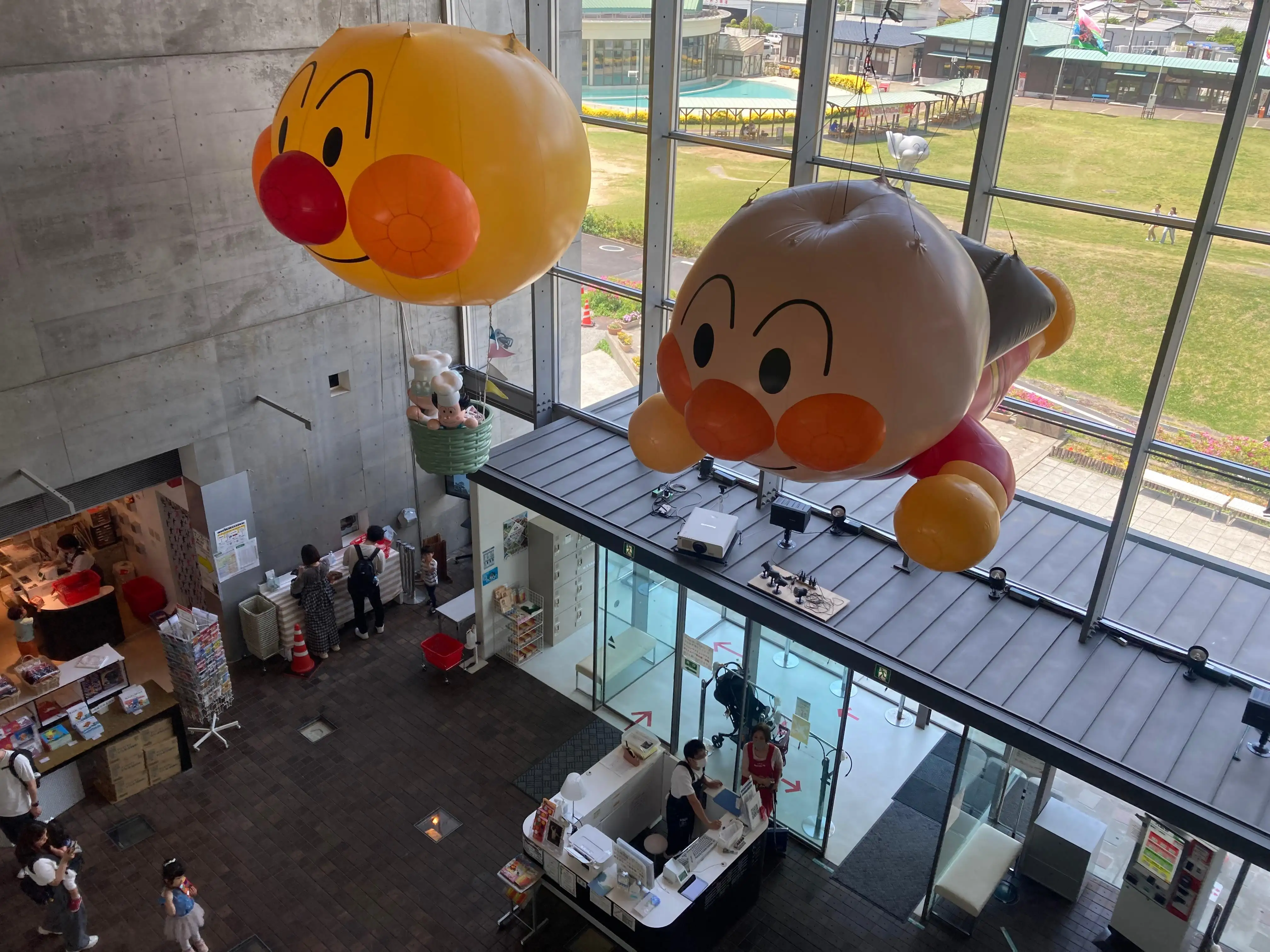ゆうきあやね