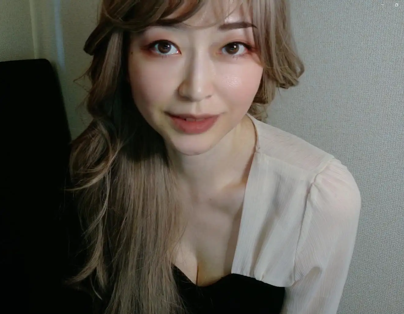 夜乃みやび