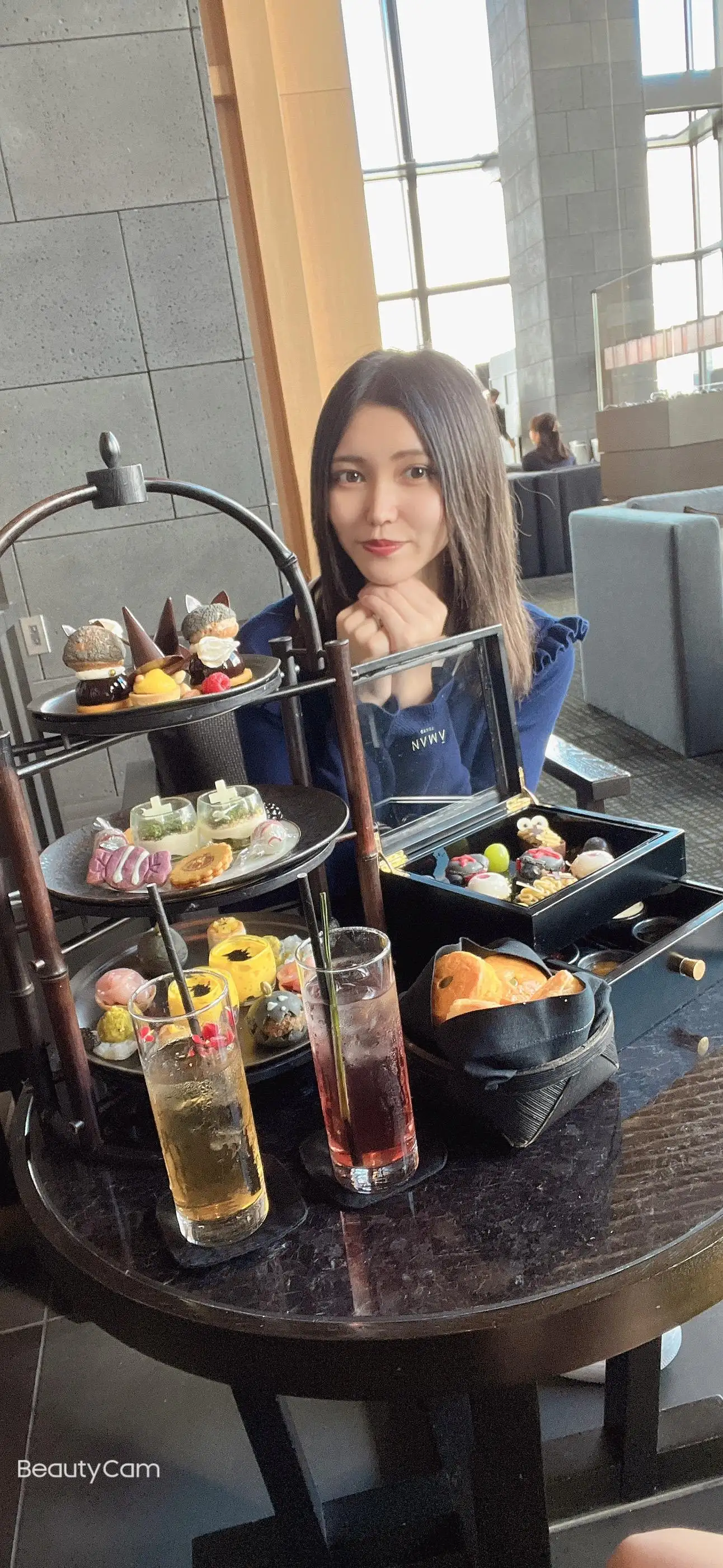 あち