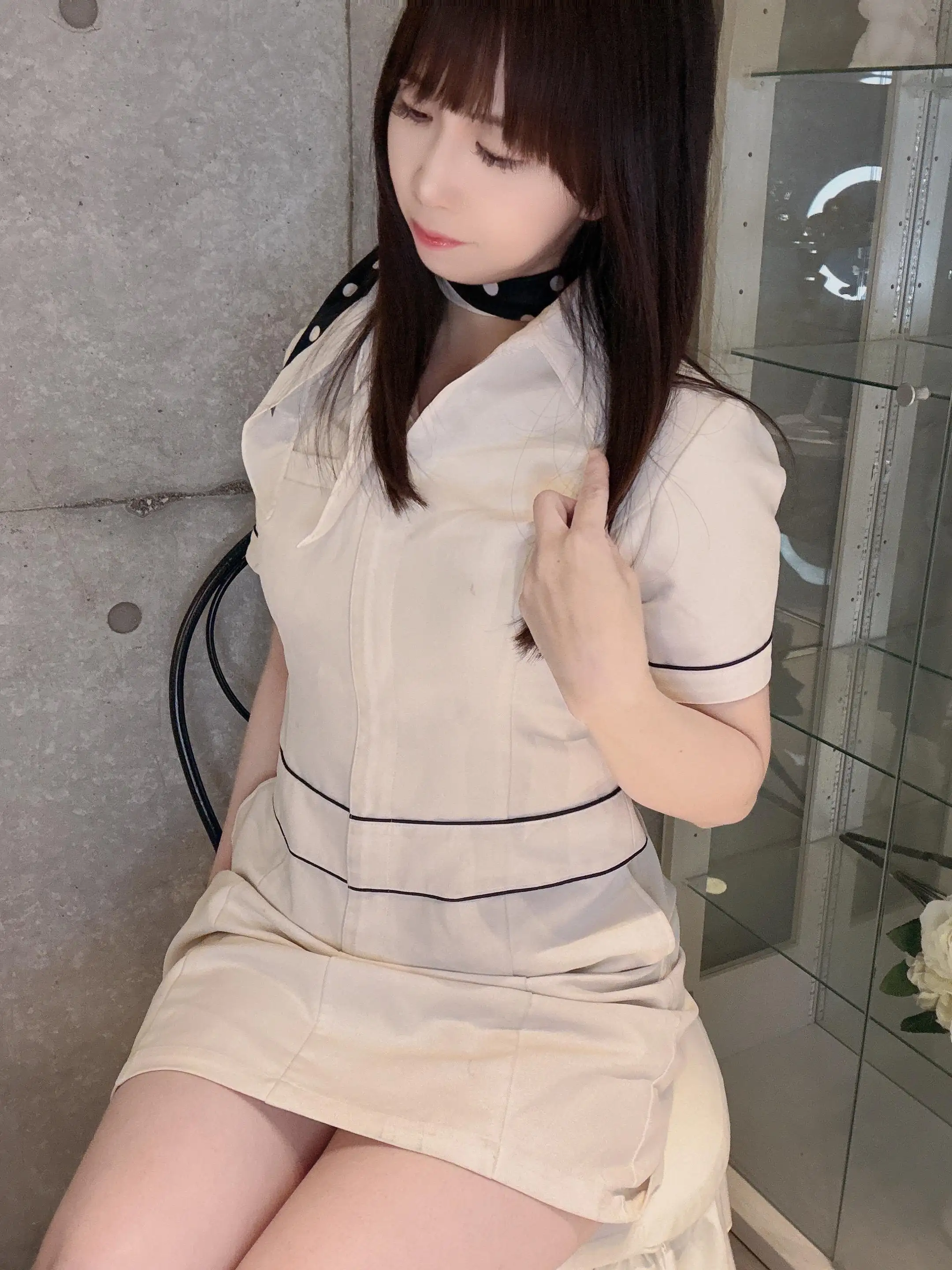 な　な　。