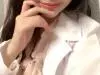 �����