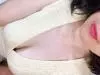  顣 