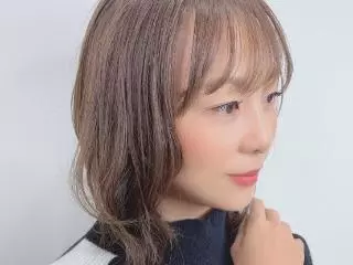 ~������~
