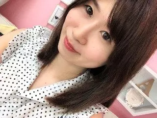 リナ...