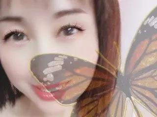 亜依