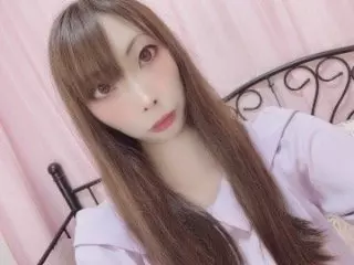 +ななみ+。