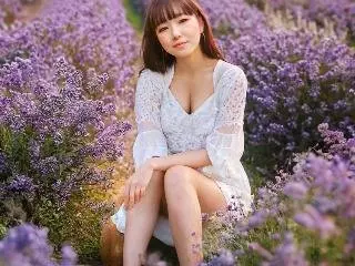 ����������*