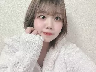 あやな