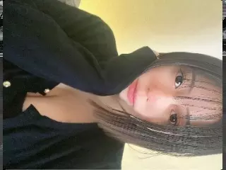 りあ+